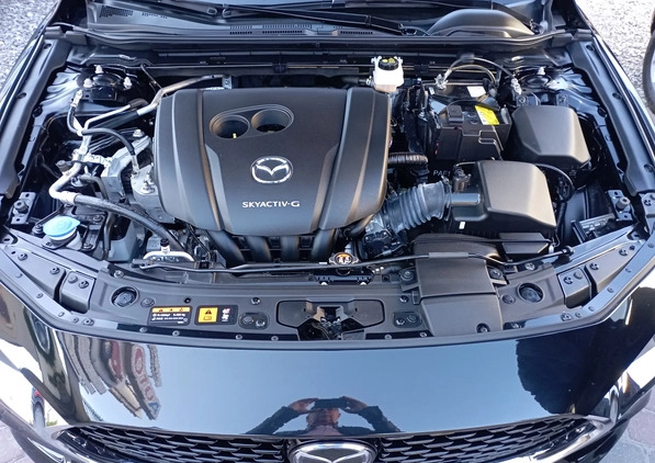 Mazda 3 cena 84900 przebieg: 44000, rok produkcji 2019 z Chełmża małe 352